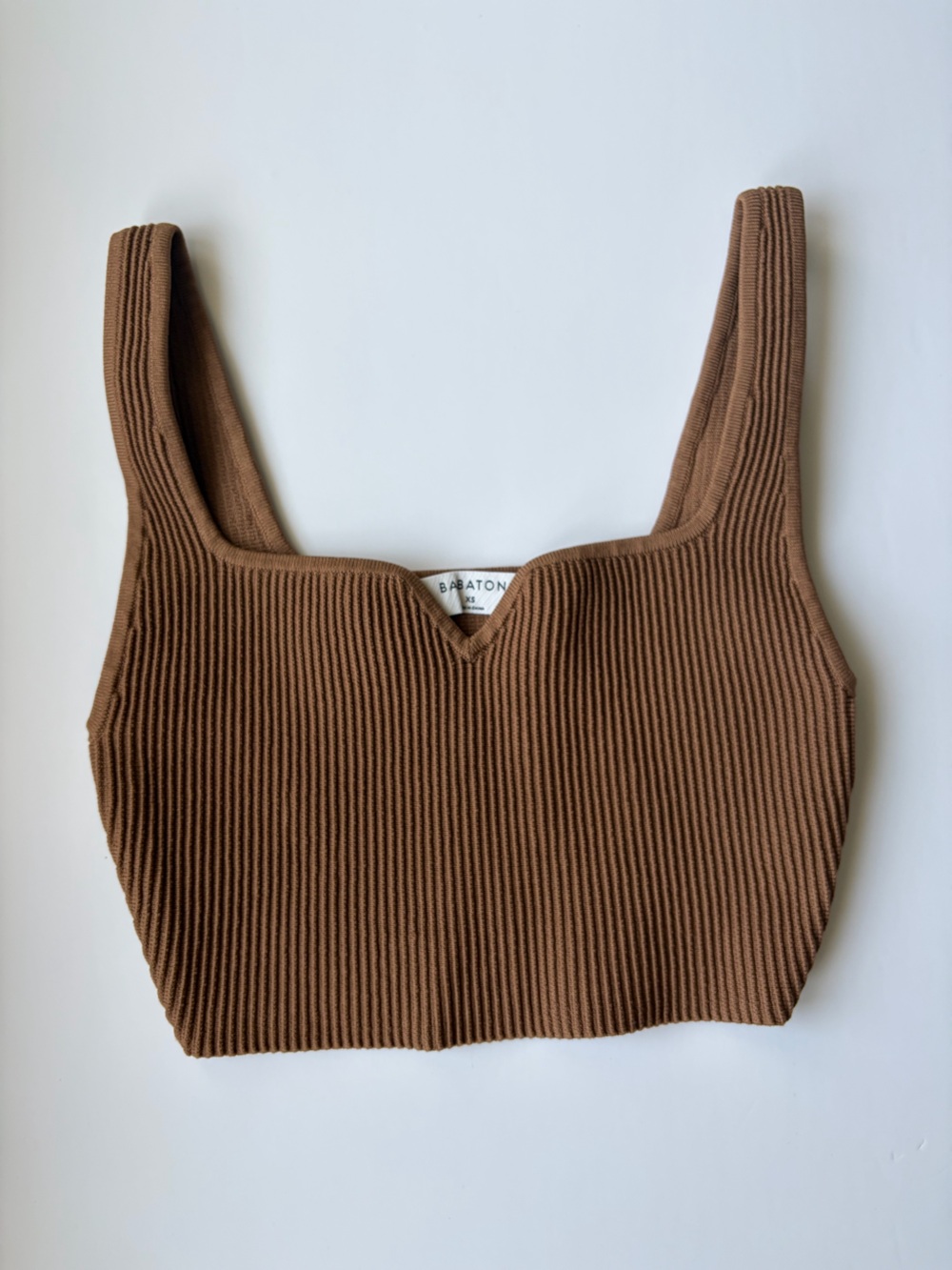 Babaton Sculpt Knit Notch Cropped Tank